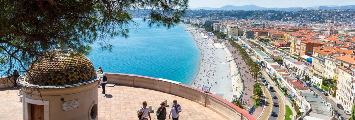 Nice Promenade des Anglais, Altstadt und Mittelmeerküste an der französischen Riviera