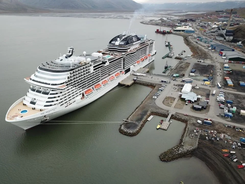 Longyearbyen Sea Travel & Port Guide